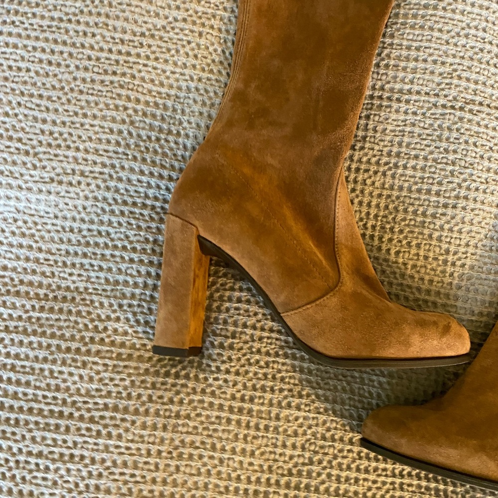 Stuart Weitzman Women’s Highland Boot In Taupe Su… - image 4